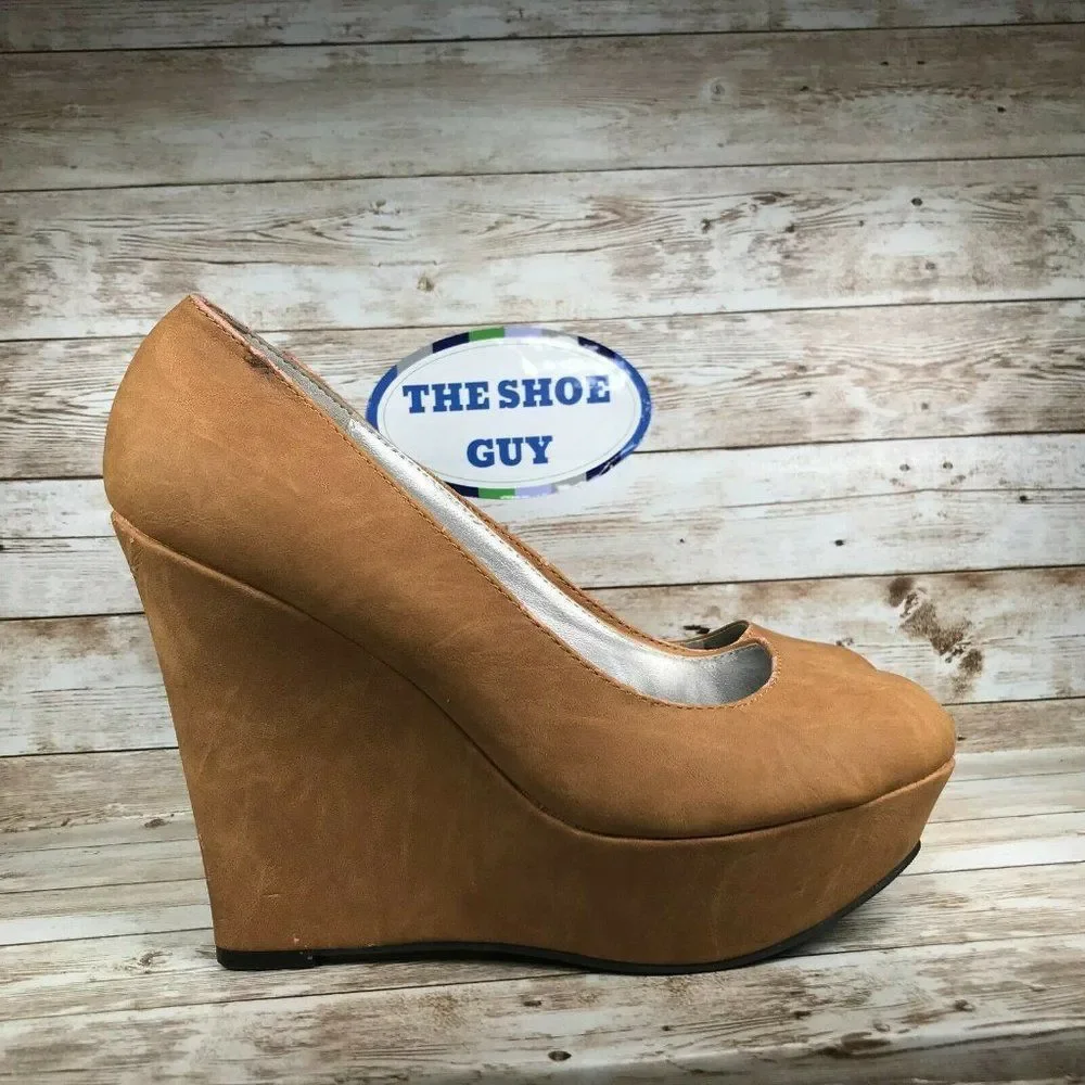 WOMEN'S SIZE 7.5 BROWN PLATFORM WEDGE HIGH HEELS